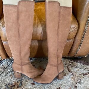 Women's Tan Knee-High Boots color is called tea